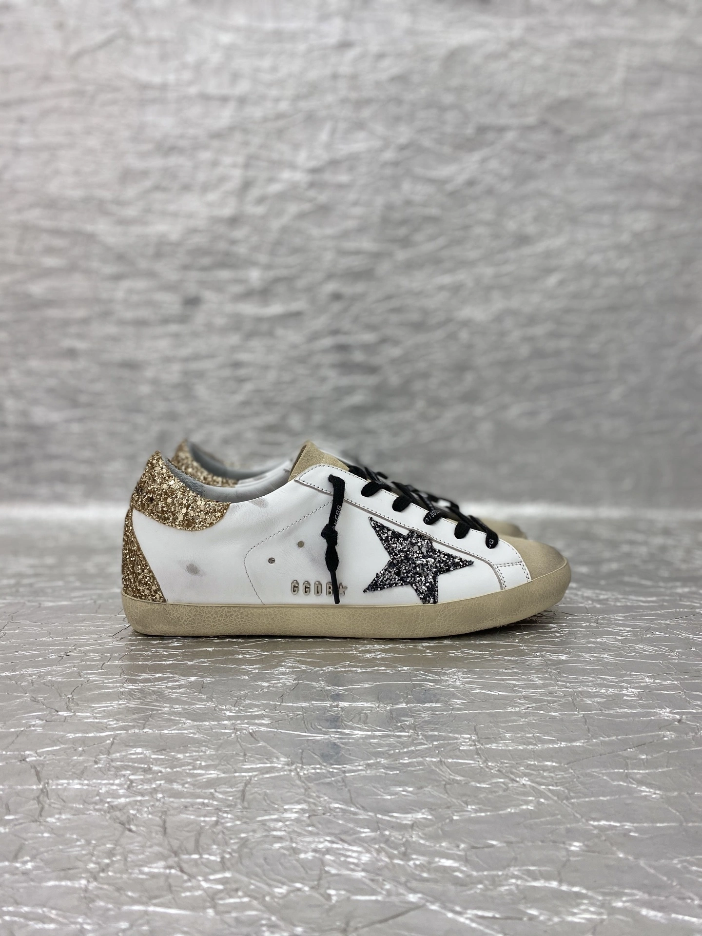 OOBB-- 6642 GWF00102.F005358.82532 cowhide item:F-X362A1299T
